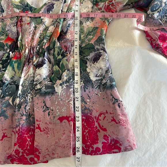 Sundance Samantha Silk Watercolor Floral Blouse Size M Smocked Romantic Fairy - Picture 9 of 10